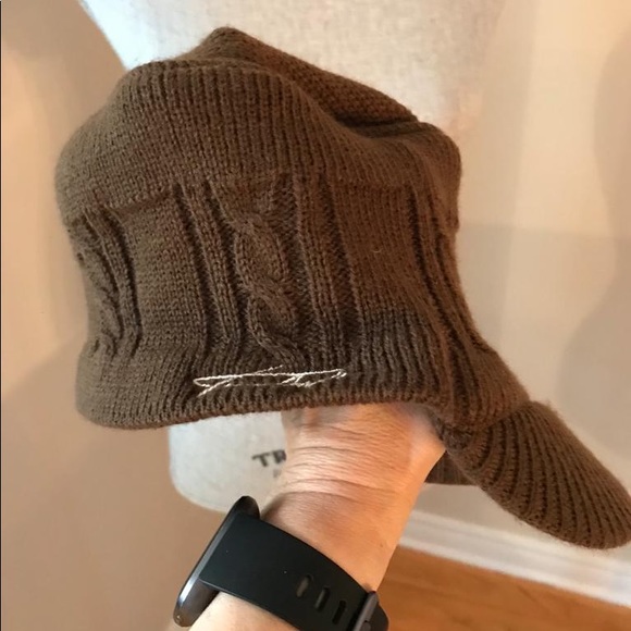 Brown Hat - Picture 2 of 5